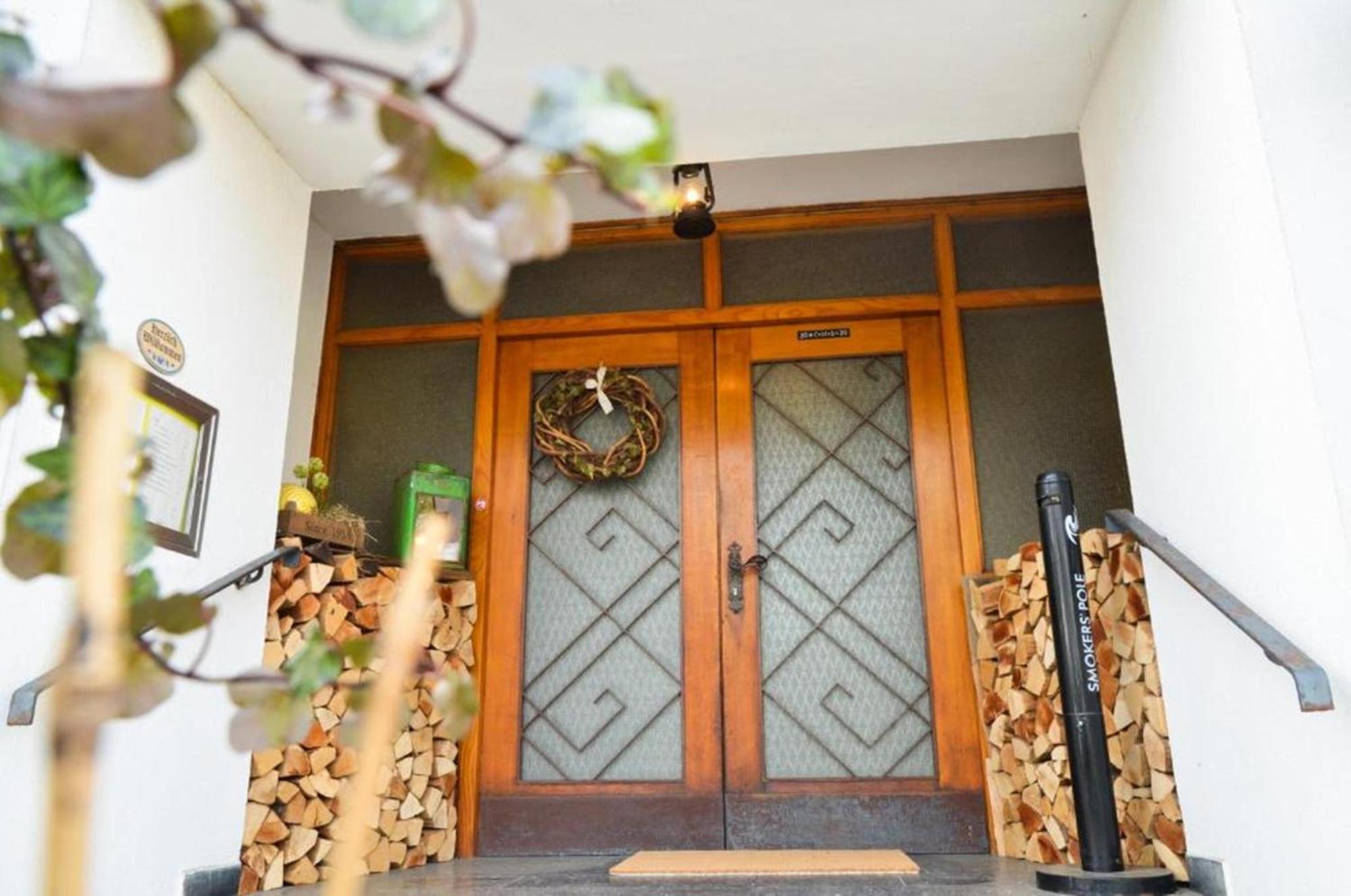 Gasthof Zum Ritter - A Cozy Historical Landmark Ουλμ Εξωτερικό φωτογραφία