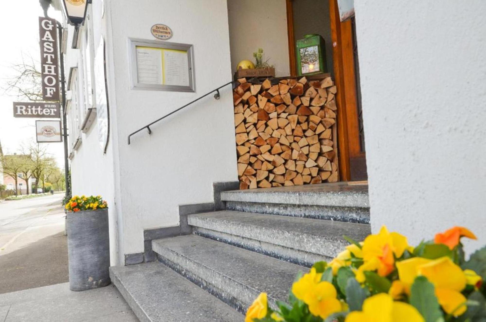 Gasthof Zum Ritter - A Cozy Historical Landmark Ουλμ Εξωτερικό φωτογραφία